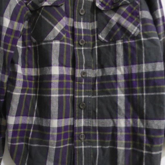 P.S. From Aeropostale, plaid long sleeve button down front shirt, size small, 8 - Picture 8 of 12